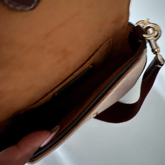 Coach Amelia Small Saddle Bag - Picture 5 of 7